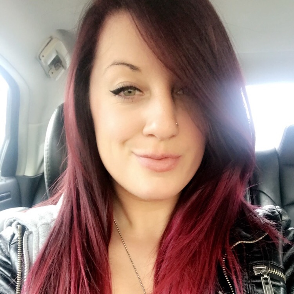 Meet your Posher, Dayna